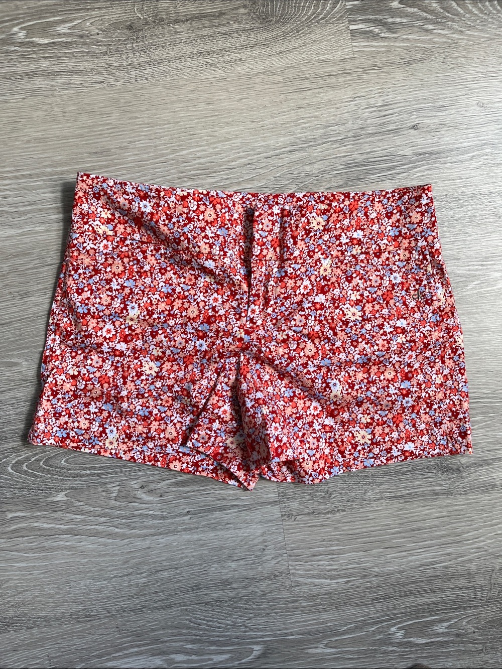 Calvin Klein Red Floral Shorts, Size 4